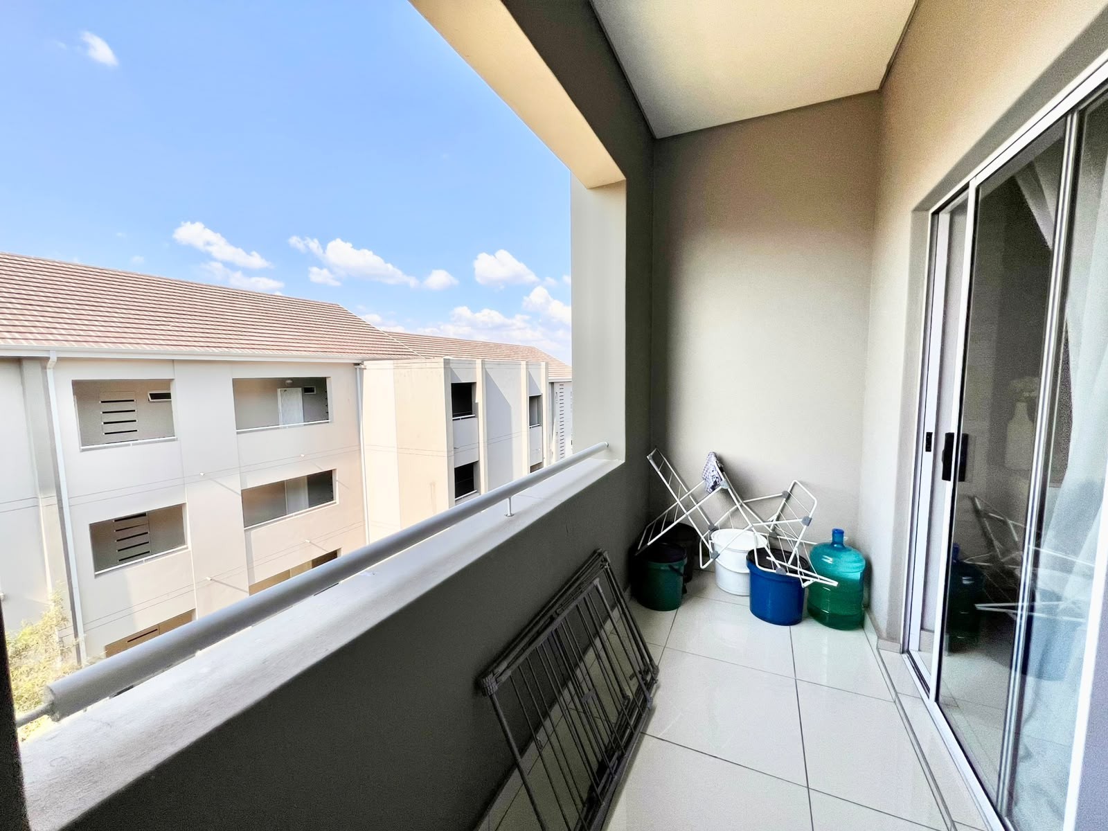 Apartment for sale in Blue Hills, Midrand, 89 m²