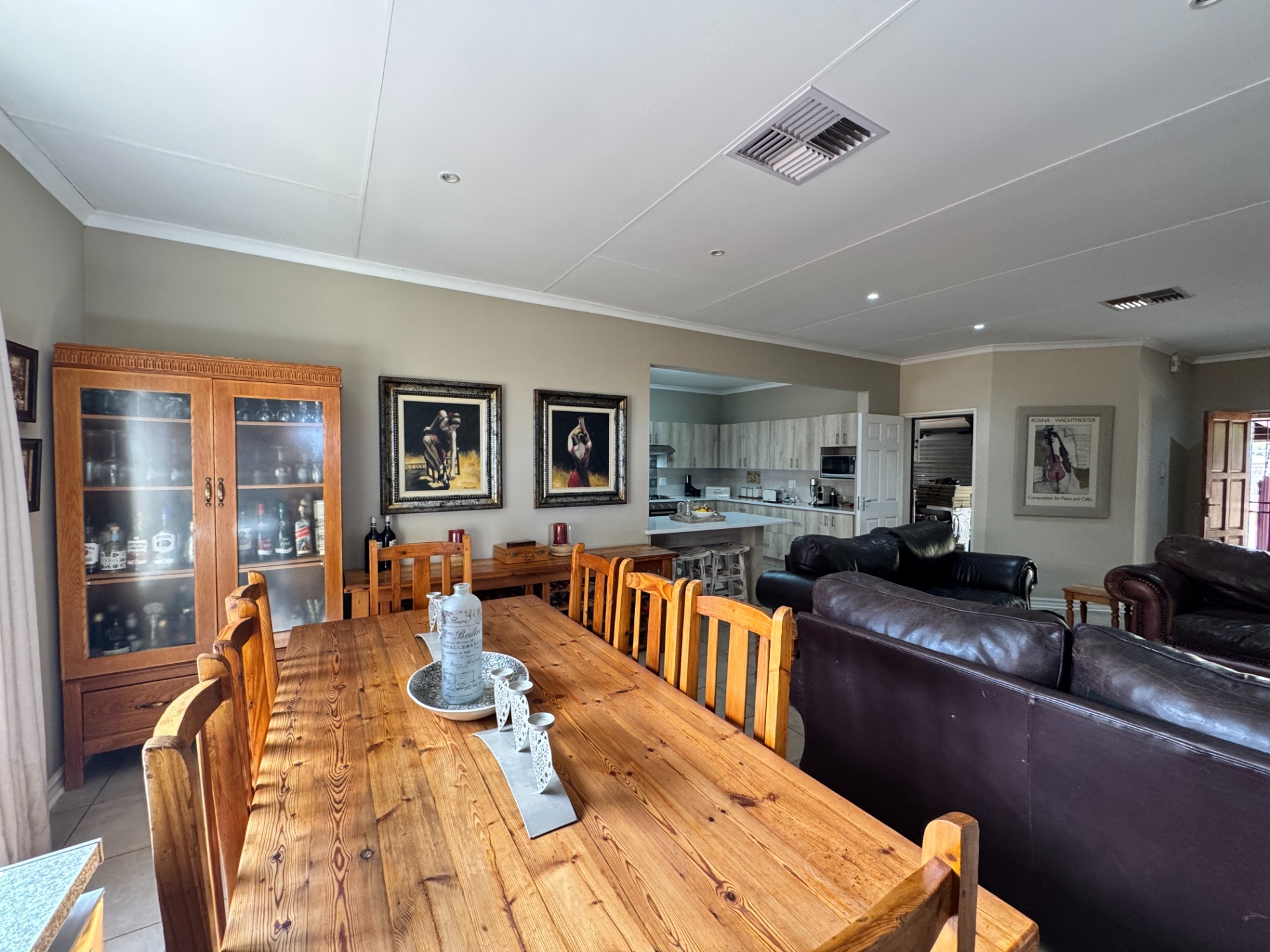 House for sale in Hillcrest, Kimberley, 400 m²