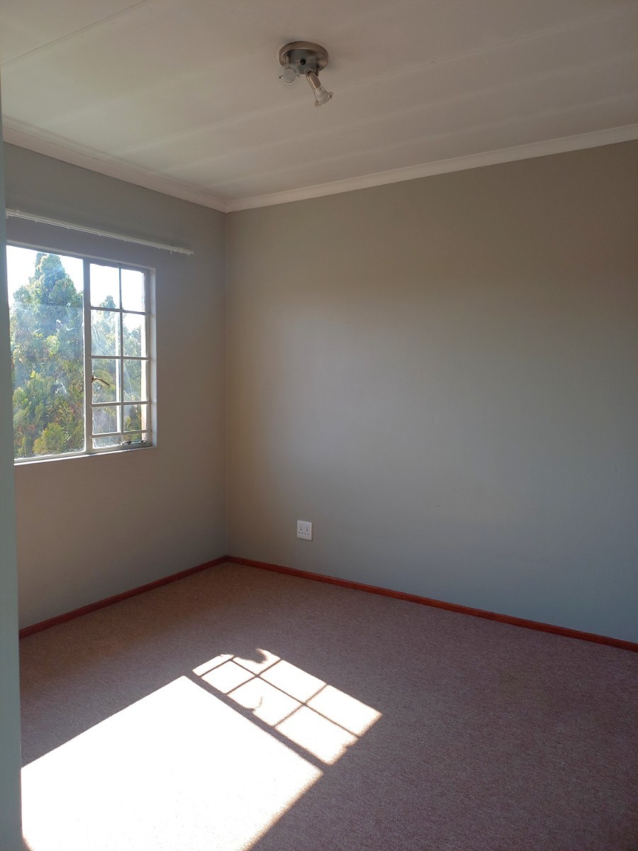 Apartment for rent in Weltevreden Park, Roodepoort, 00, Terrace Hill II, 15 Rolbal Avenue, Weltevreden Park, Roodepoort, Gauteng, 48 m²