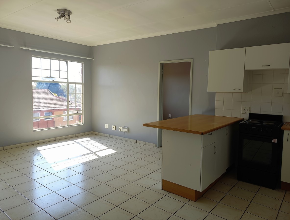 Apartment for rent in Weltevreden Park, Roodepoort, 00, Terrace Hill II, 15 Rolbal Avenue, Weltevreden Park, Roodepoort, Gauteng, 48 m²
