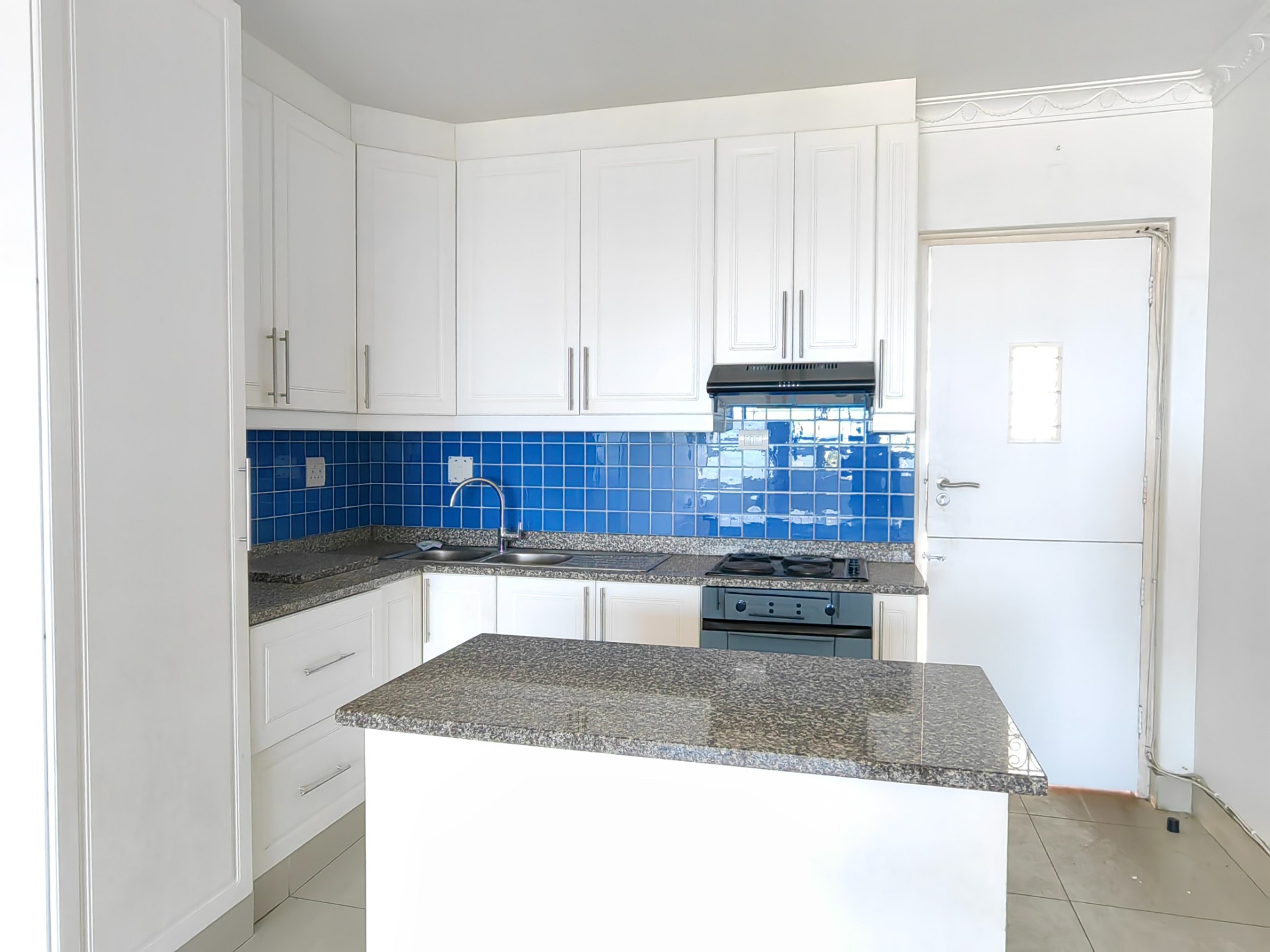 Apartment for rent in North Beach, Durban, KwaZulu Natal
