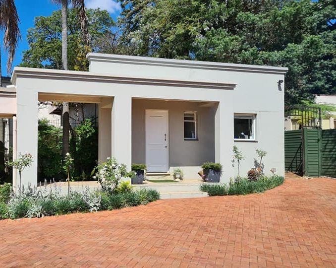 Cottage for rent in River Club, Sandton, 65 m²