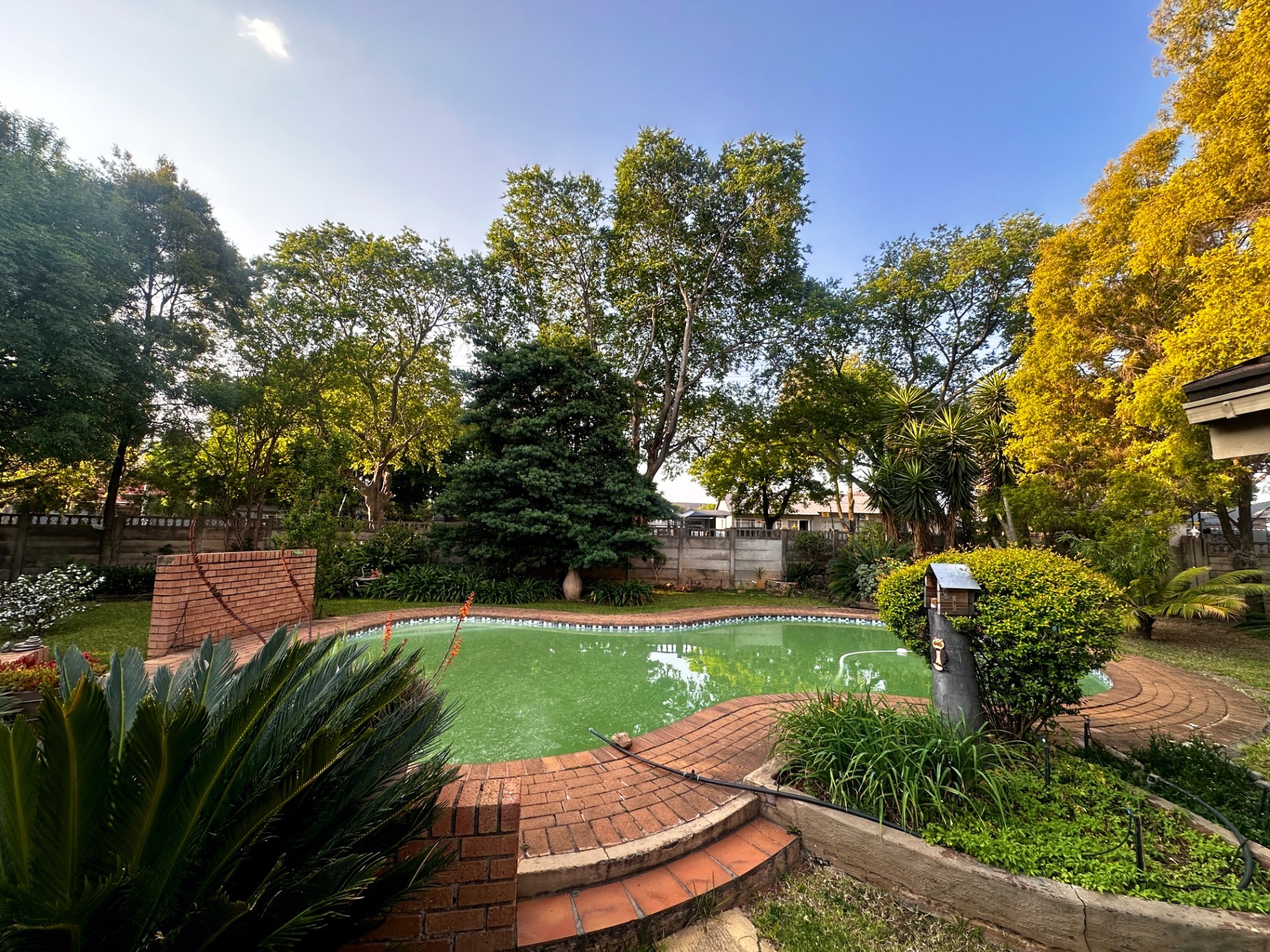 House for sale in Moregloed, Pretoria, 1047 m²