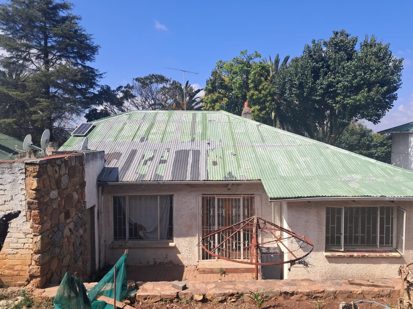 House for sale in Lorentzville, Johannesburg, 1980 m²