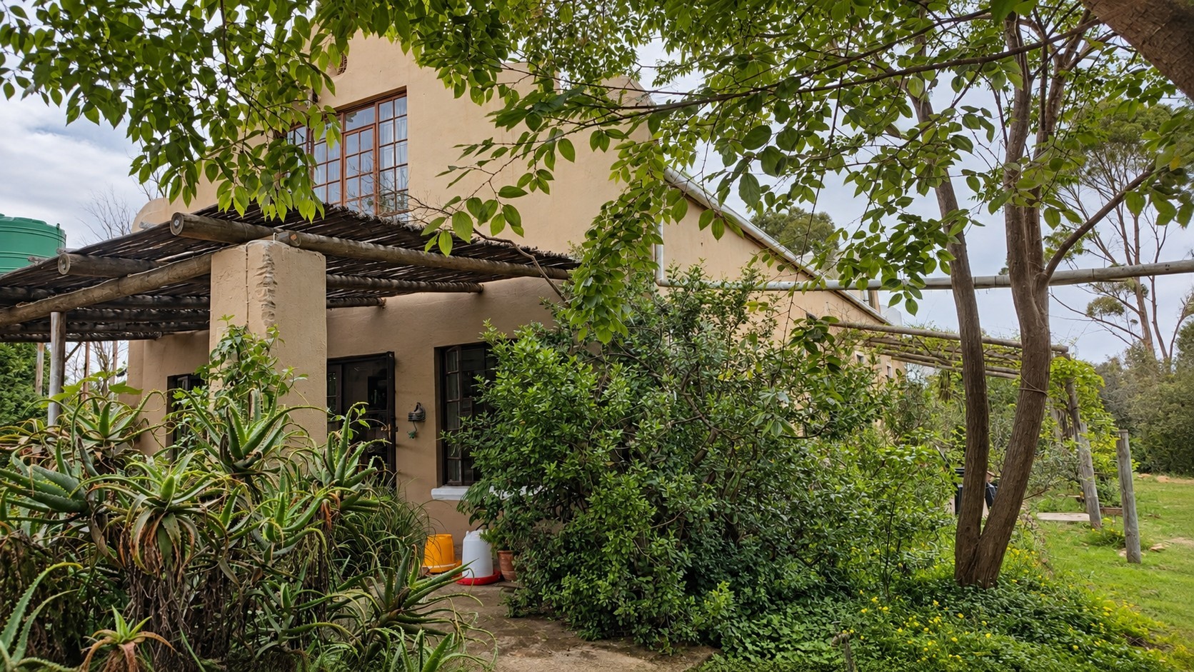 Small Holding for sale in Swellendam, 6424 m²