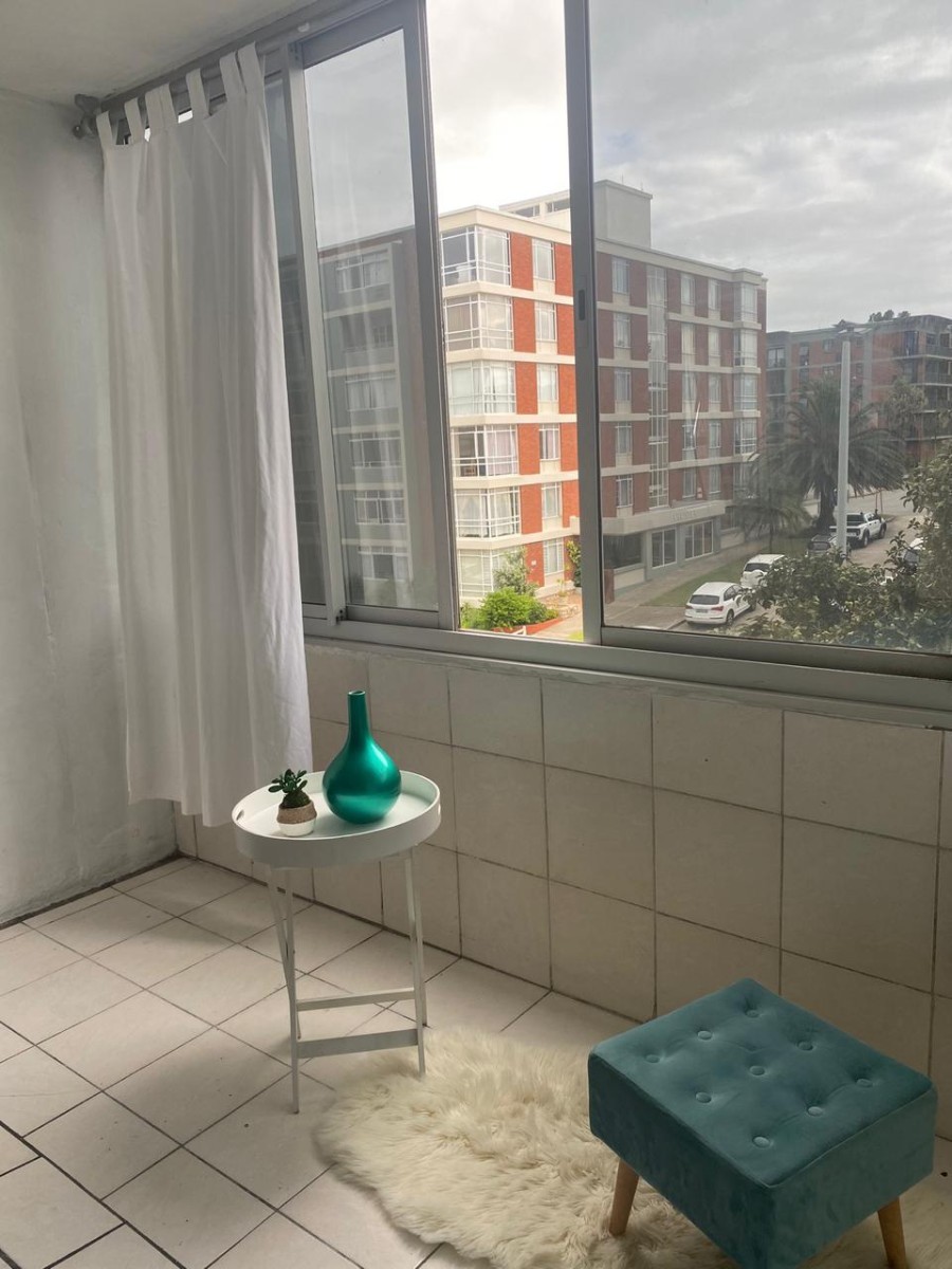 Apartment for sale in Humewood, Port Elizabeth, 39 m²