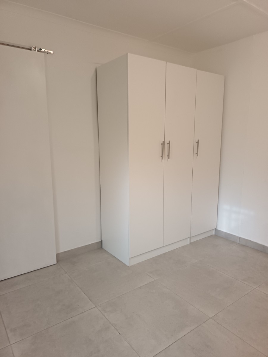House for rent in Rocklands, Mitchells Plain, 77 m²