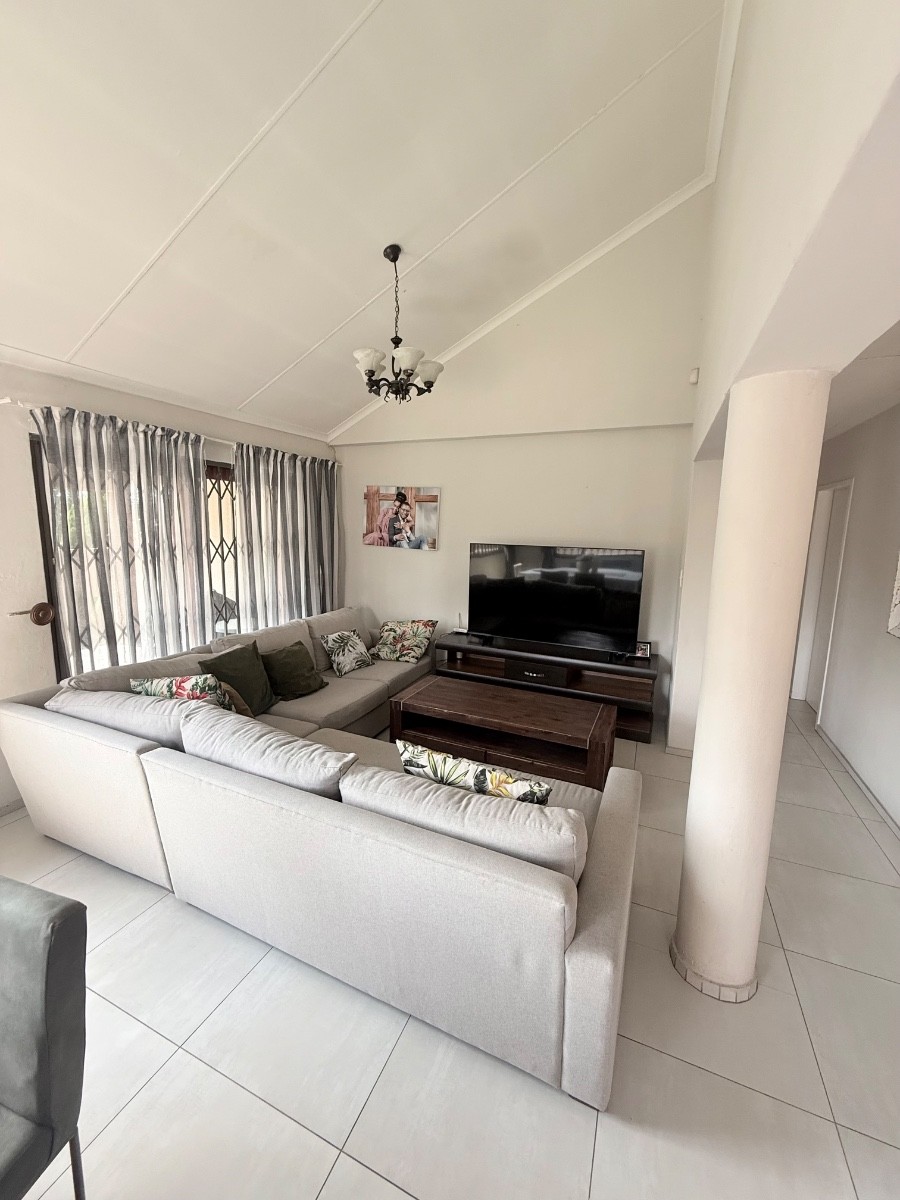 Cluster for sale in North Riding, Randburg, 305 m²