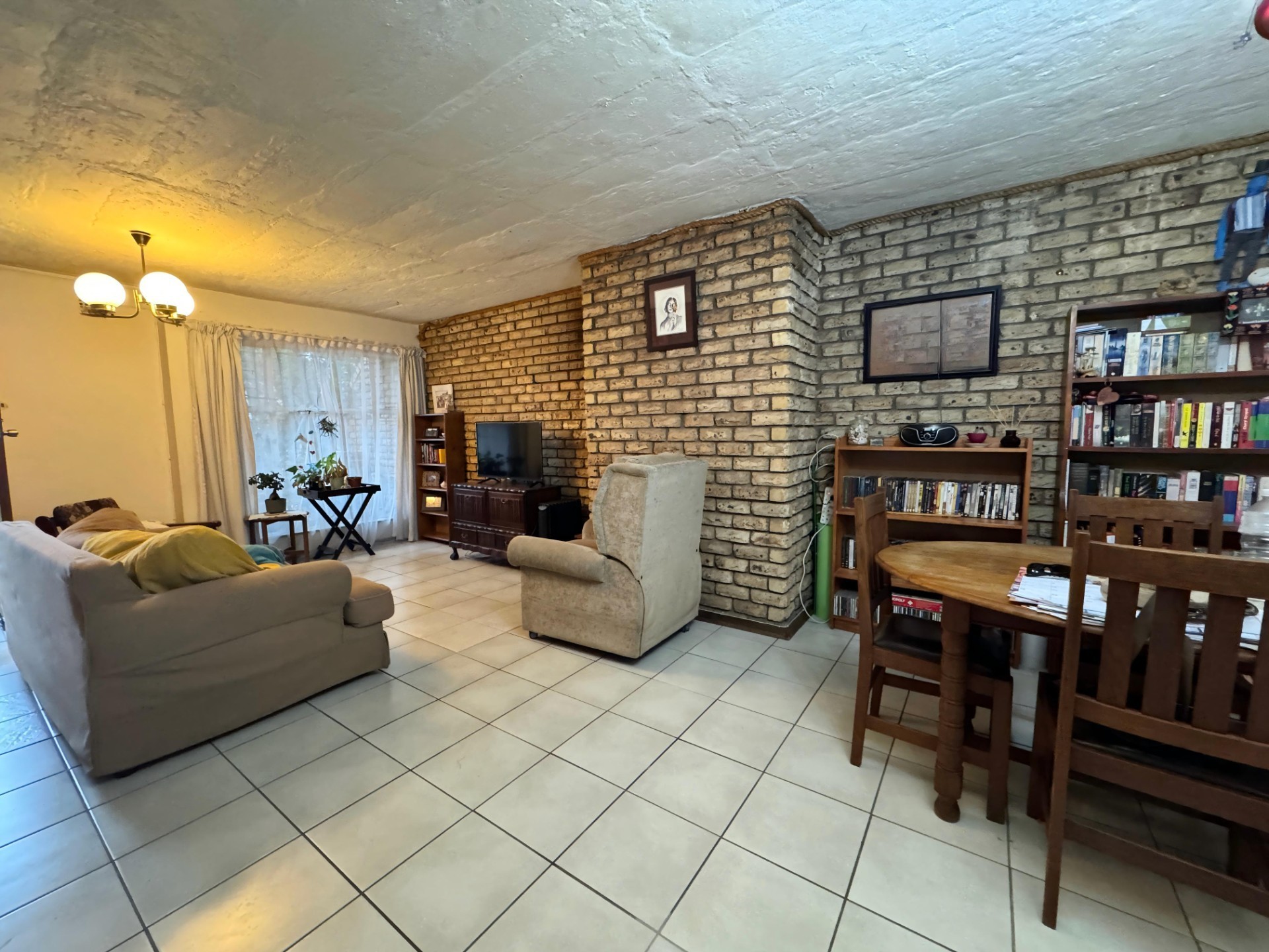 Townhouse for sale in Memorial Road Area, Kimberley