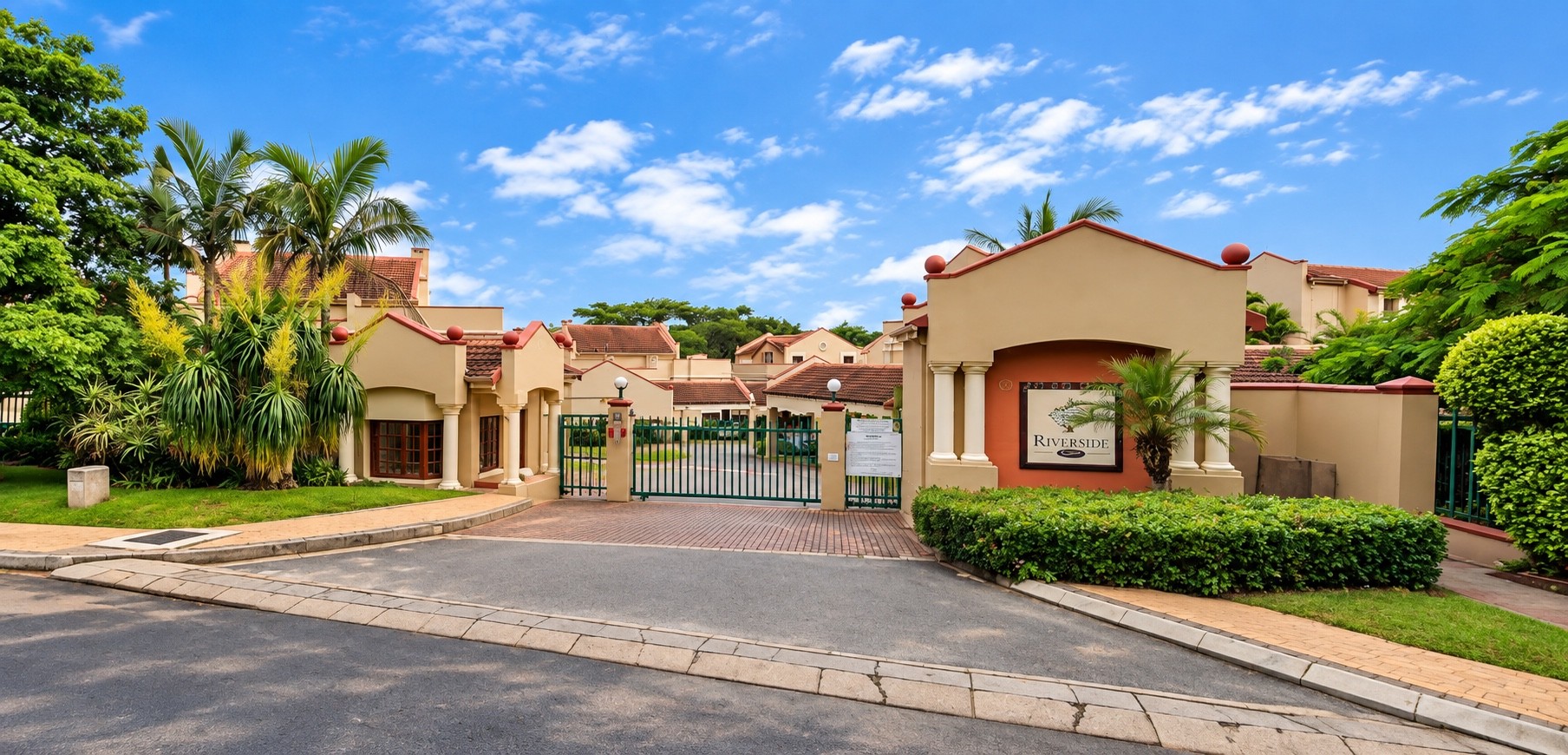 Townhouse for rent in Riverside Park, Nelspruit