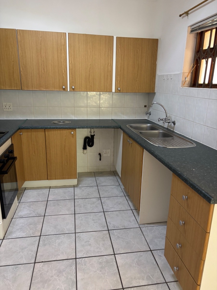 Townhouse for rent in Riverside Park, Nelspruit