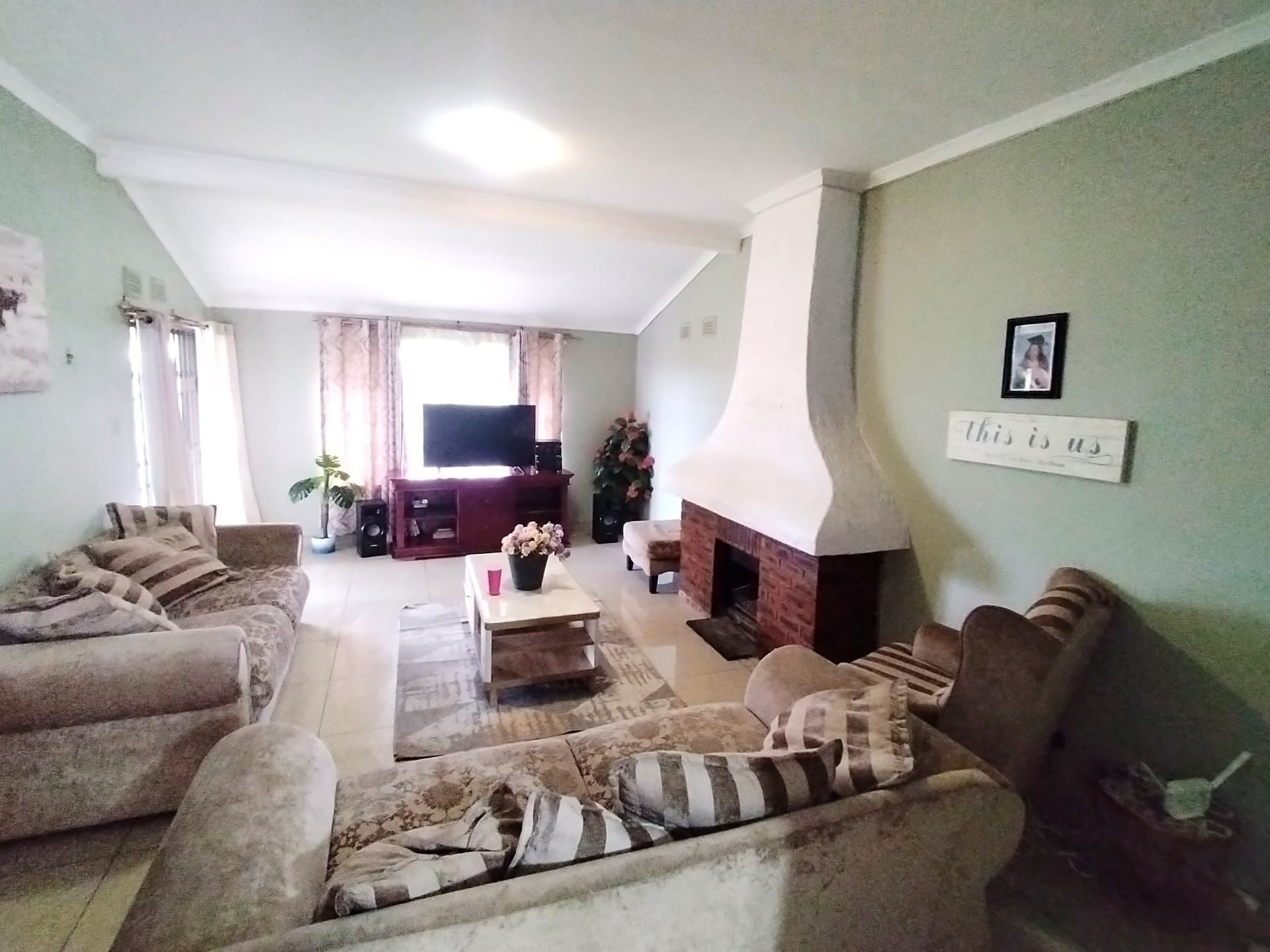 House for sale in Westville, Durban, KwaZulu Natal, 214 m²