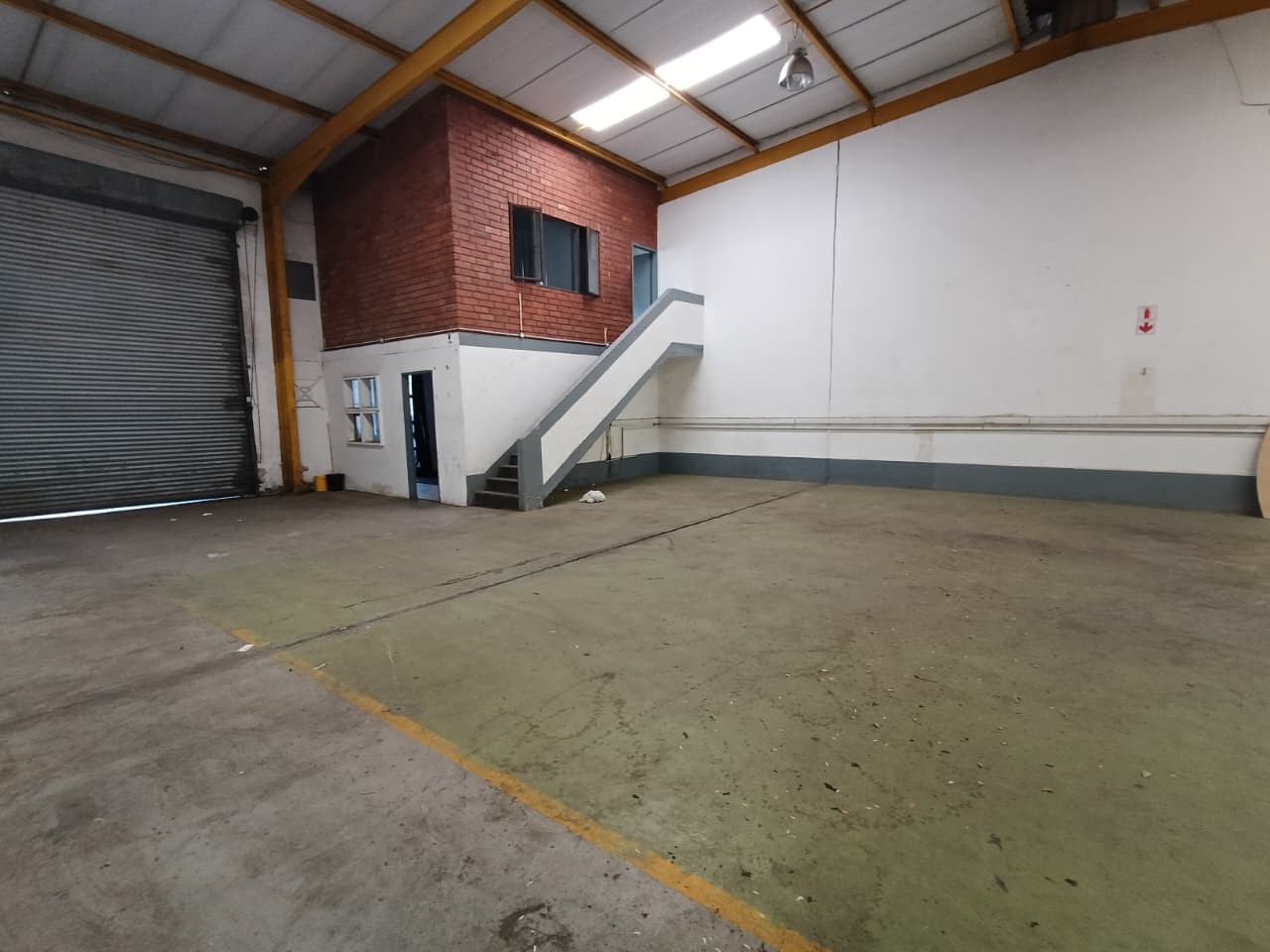 Industrial Property for rent in Westmead, Pinetown, KwaZulu Natal, 355 m²