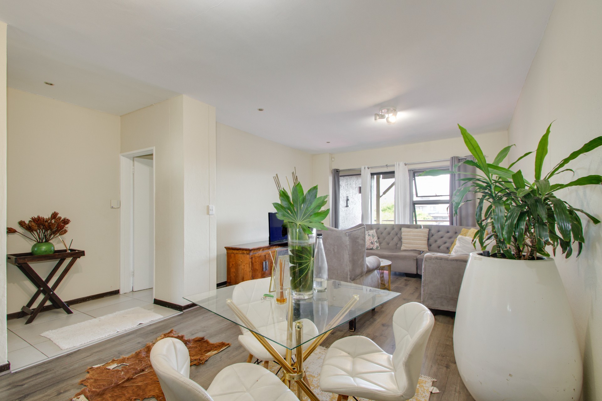 Apartment for rent in Morningside, Sandton, 114 m²