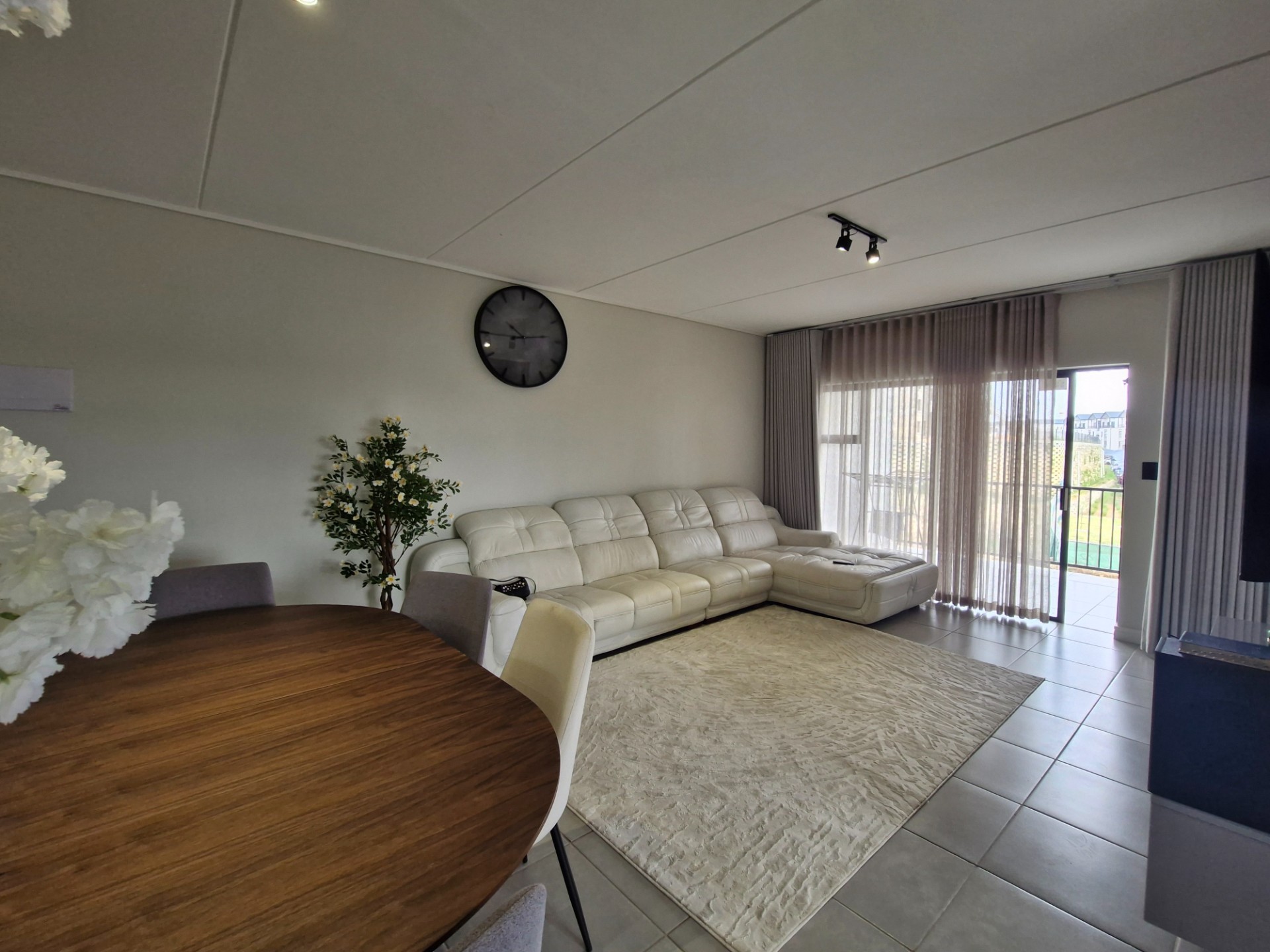 Apartment for rent in Waterfall, Midrand, A10  (1st floor), Munyaka Estate, 11 Munyaka BLVD, Waterfall, Midrand, Gauteng, 121 m²