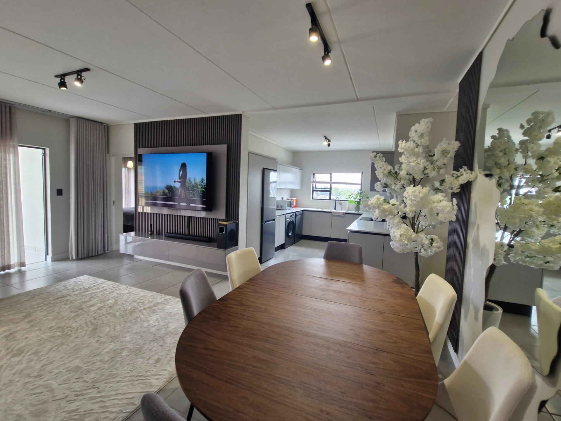 Apartment for rent in Waterfall, Midrand, A10  (1st floor), Munyaka Estate, 11 Munyaka BLVD, Waterfall, Midrand, Gauteng, 121 m²