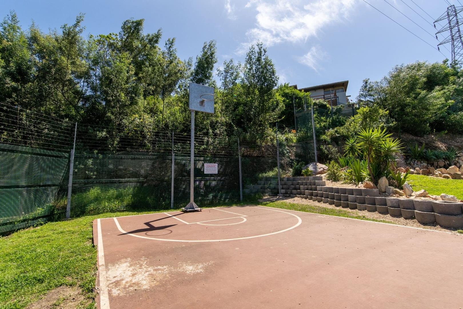Apartment for sale in Westering, Port Elizabeth, 56 m²