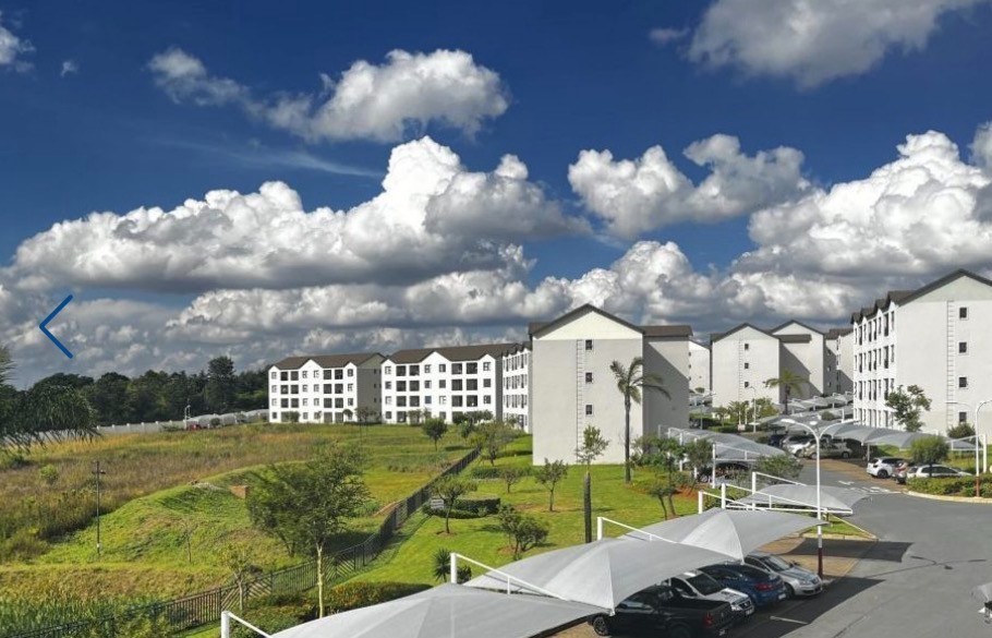 Apartment for rent in Carlswald, Midrand, V1 (1st floor), The West End, 137 11 th Road, Carlswald, Midrand, Gauteng, 72 m²
