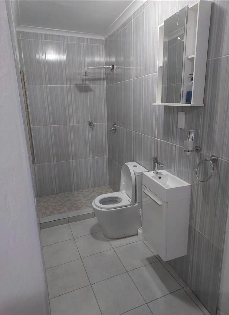 Studio Apartment for rent in Wendywood, Sandton, 39 m²