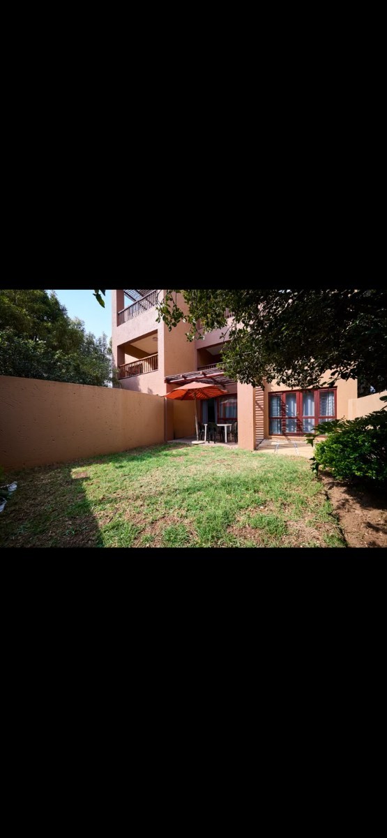 Apartment for sale in Douglasdale, Sandton, 77 m²