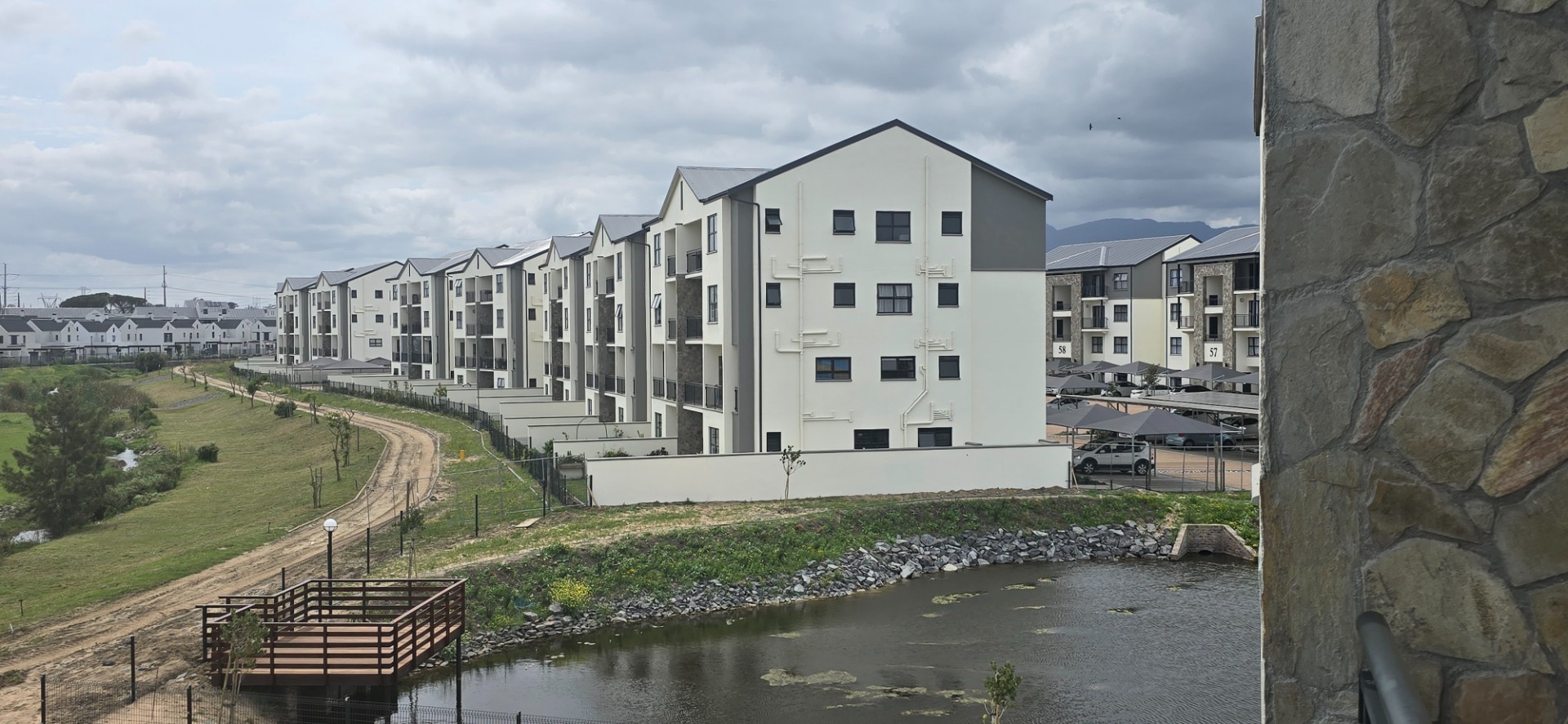 Apartment for rent in The Huntsman, Somerset West, 3805 (2nd floor), The Huntsman, 1 Macassar road, The Huntsman, Somerset West, Western Cape, 64 m²