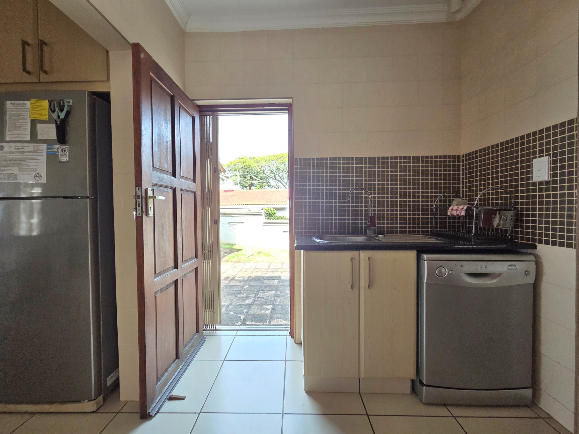 House for sale in Leisure Bay, Port Edward, KwaZulu Natal, 1025 m²