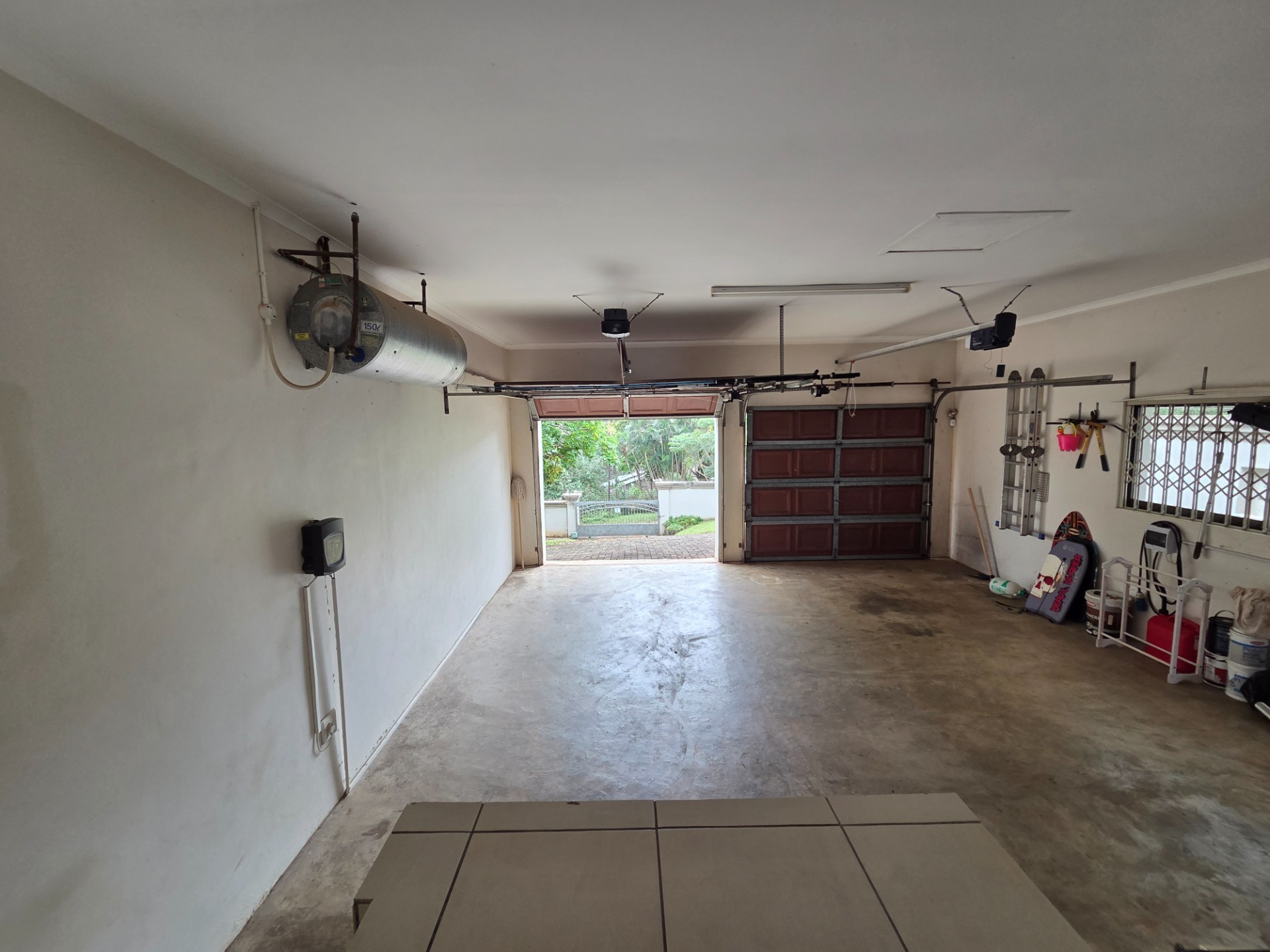 House for sale in Leisure Bay, Port Edward, KwaZulu Natal, 1025 m²