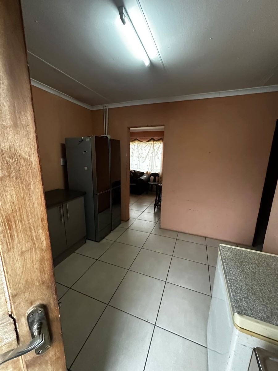 House for sale in Tekwane South, Tekwane, Nelspruit, 400 m²