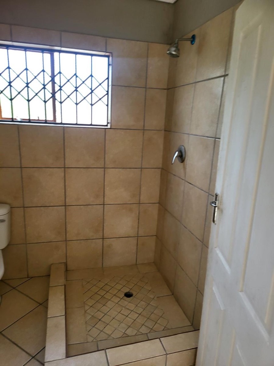 Apartment for rent in Kanyamazane, Nsikazi, 1214 Kanyamazane ema21, Kanyamazane, Nsikazi, Mpumalanga