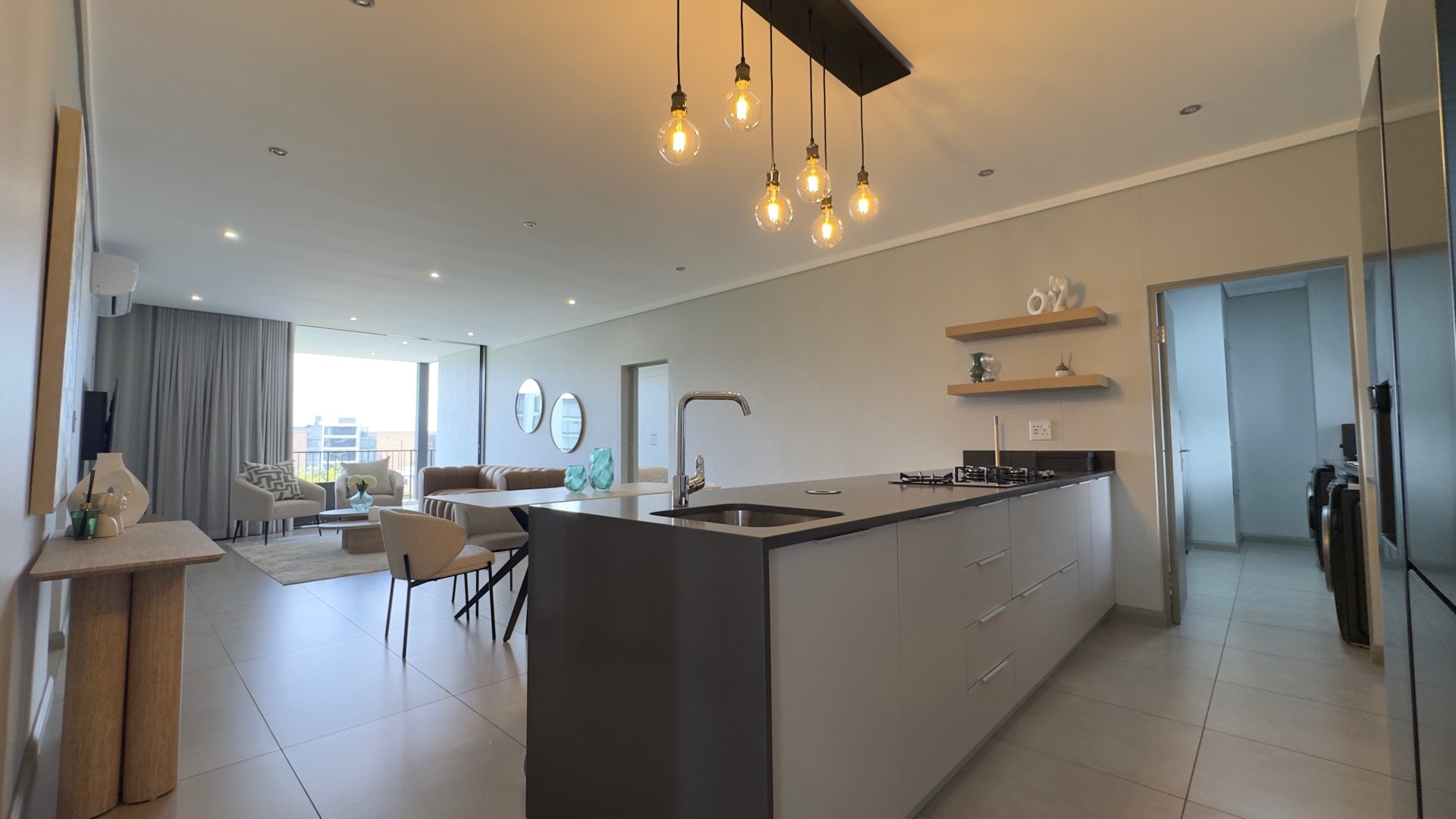 Apartment for rent in Midstream Estate, Centurion, 212 m²