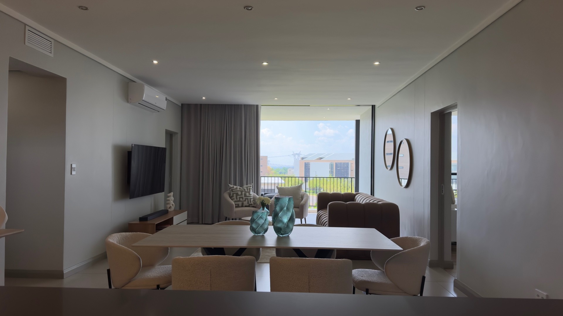 Apartment for rent in Midstream Estate, Centurion, 212 m²