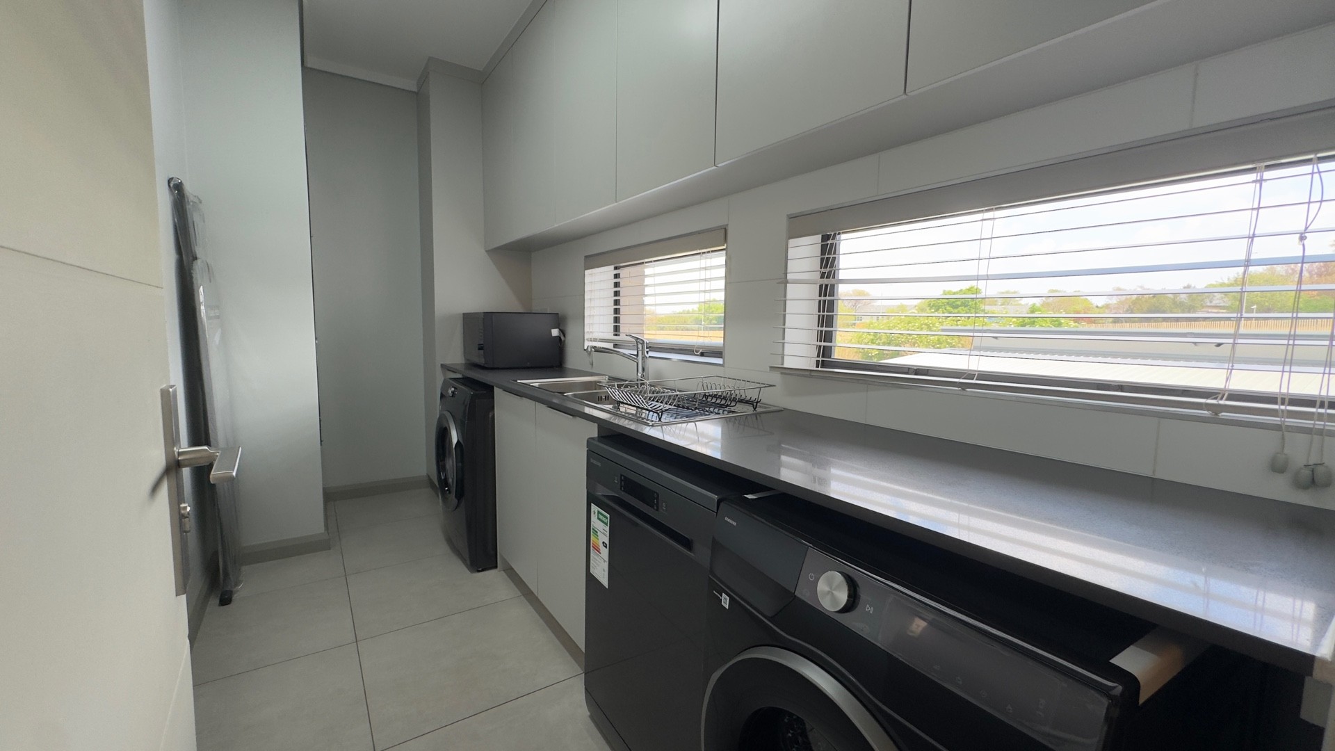 Apartment for rent in Midstream Estate, Centurion, 212 m²