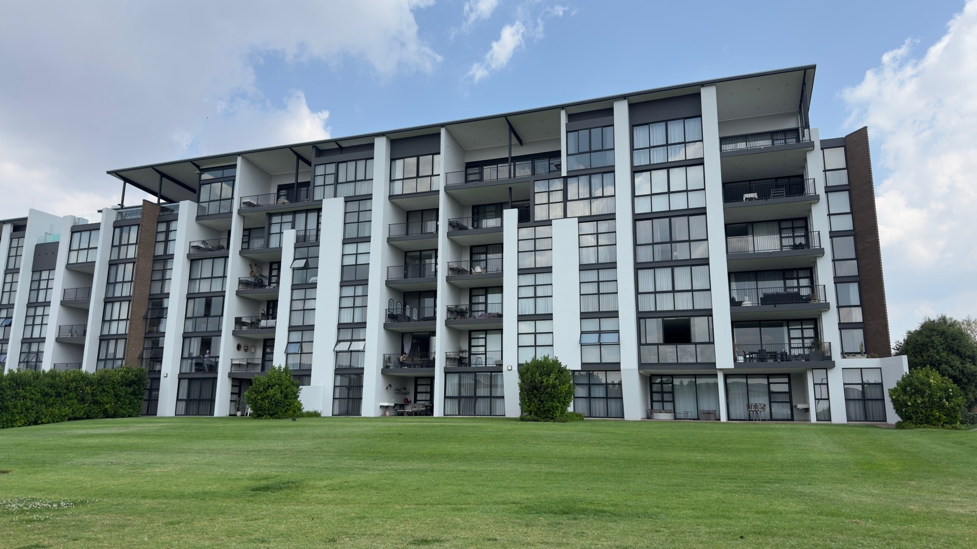 Apartment for rent in Midstream Estate, Centurion, 212 m²