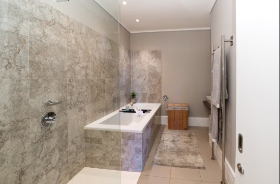 Apartment for sale in Knysna Central, Knysna, 124 m²