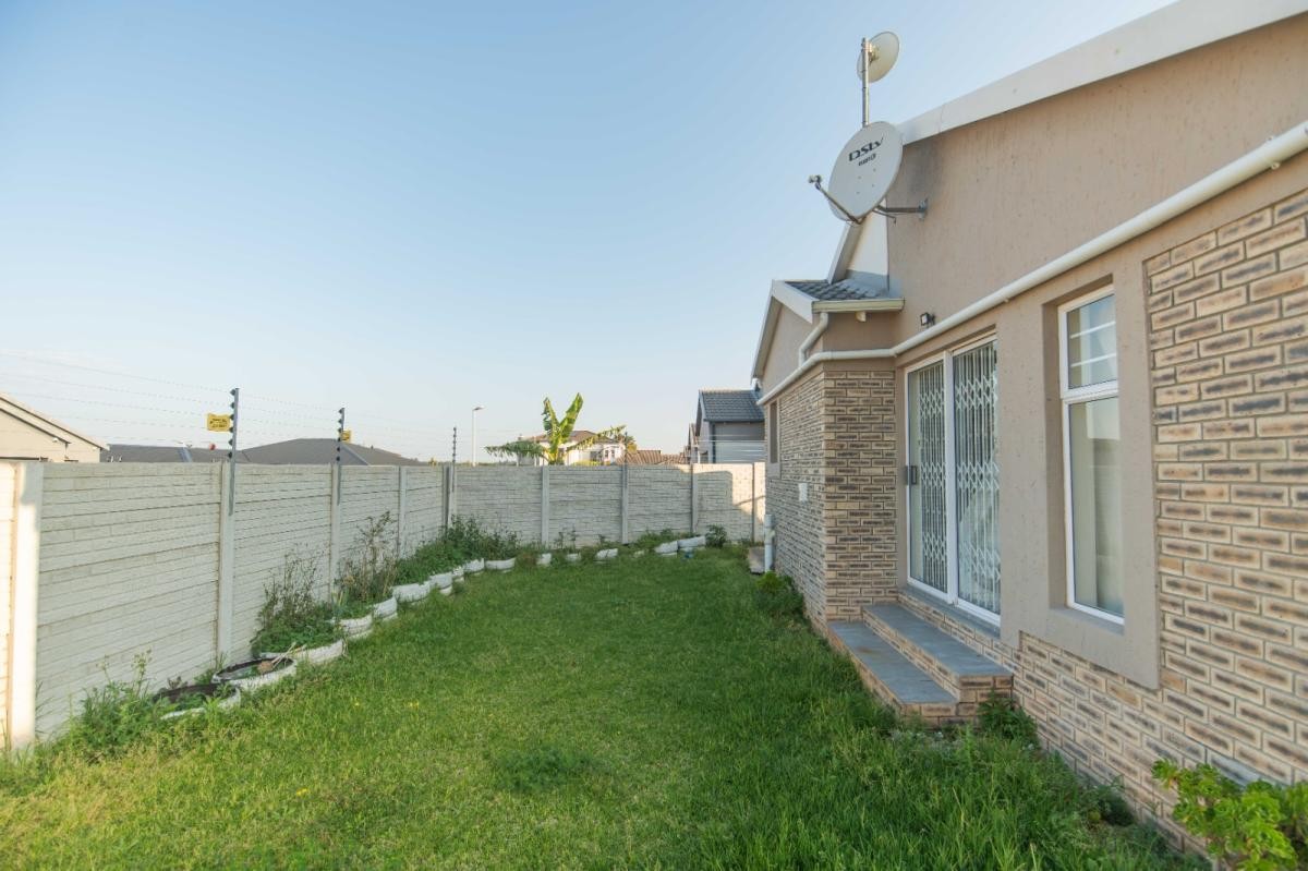 House for sale in Overbaakens, Port Elizabeth, 15B Catalpa Street, Overbaakens, Port Elizabeth, Eastern Cape, 148 m²