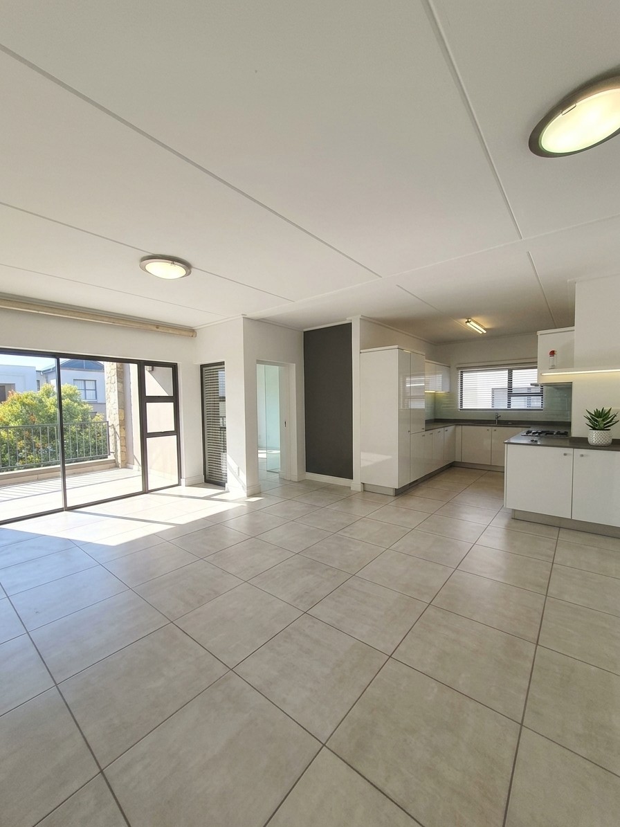 Apartment for rent in Waterfall, Midrand, Polofields Lifestyle Estate, 1 Polofields Drive, Waterfall, Midrand, Gauteng, 110 m²