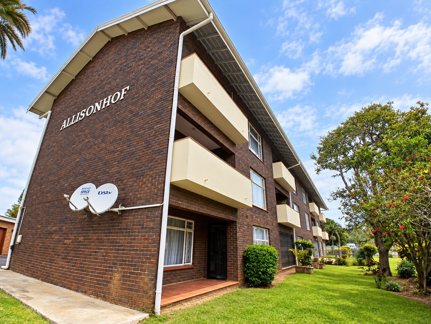 Apartment for sale in Oslo Beach, Port Shepstone, KwaZulu Natal, 111 m²