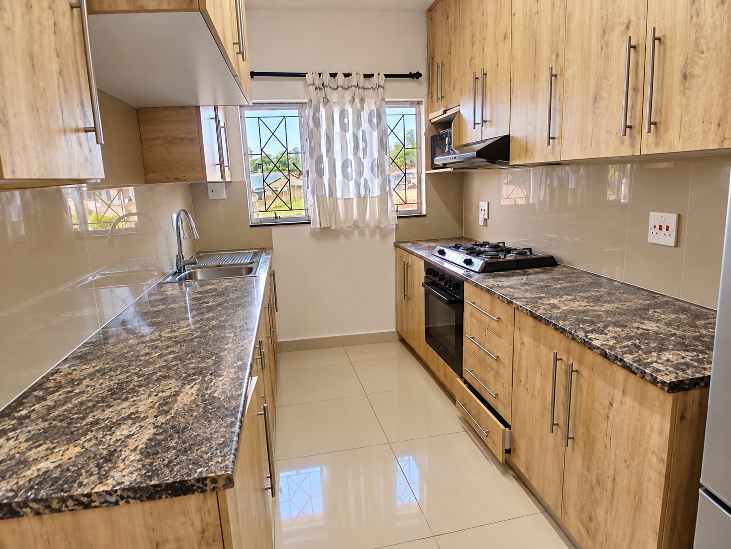 Apartment for sale in Oslo Beach, Port Shepstone, KwaZulu Natal, 111 m²
