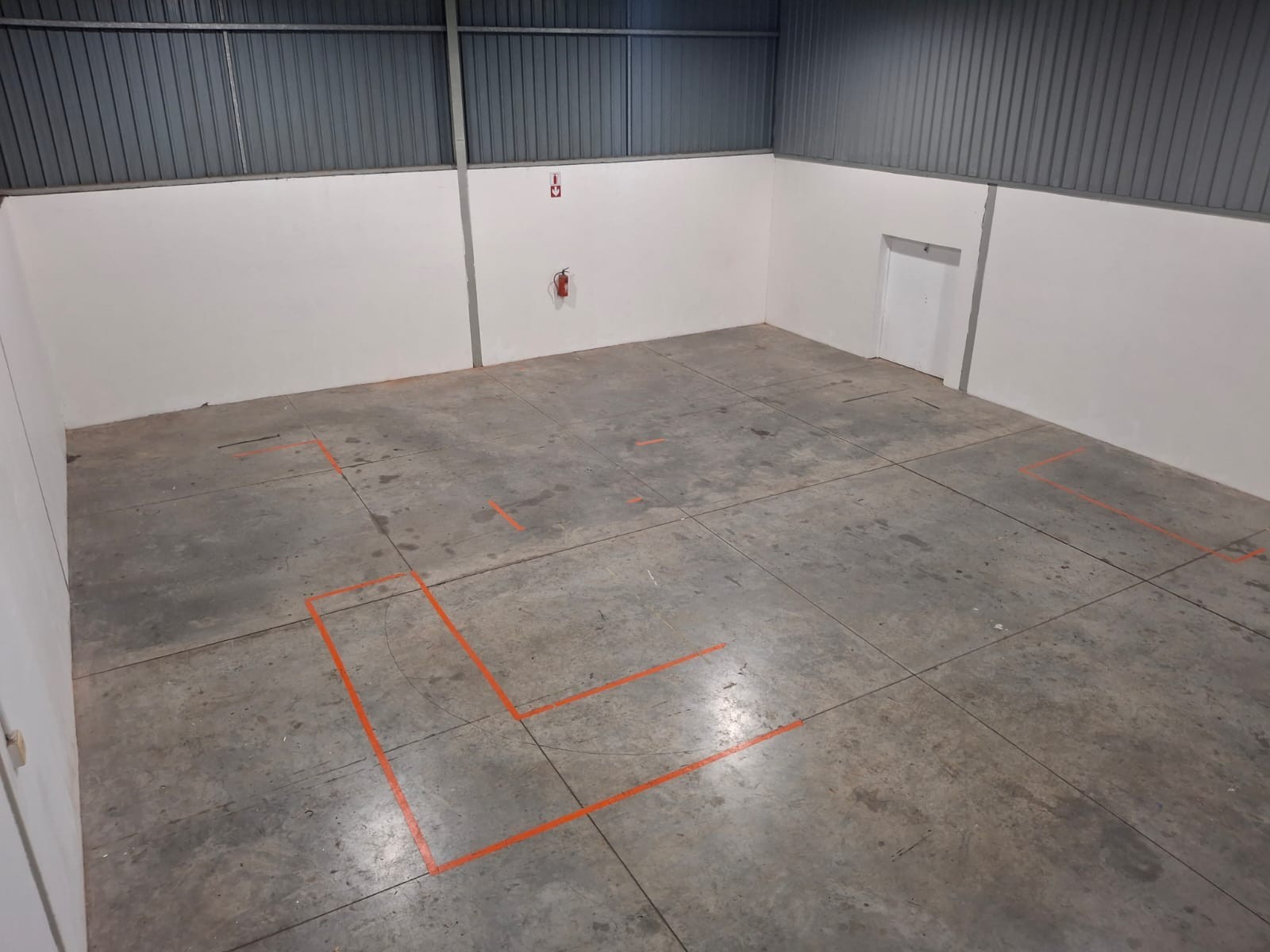 Warehouse for rent in Fairview, Port Elizabeth, 280 m²