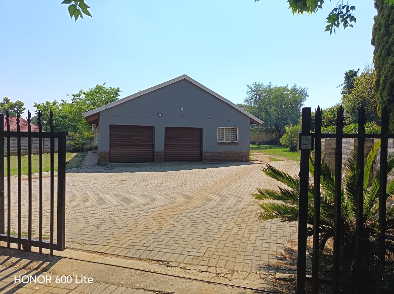 House for sale in Newcastle Central, Newcastle, KwaZulu Natal, 1370 m²