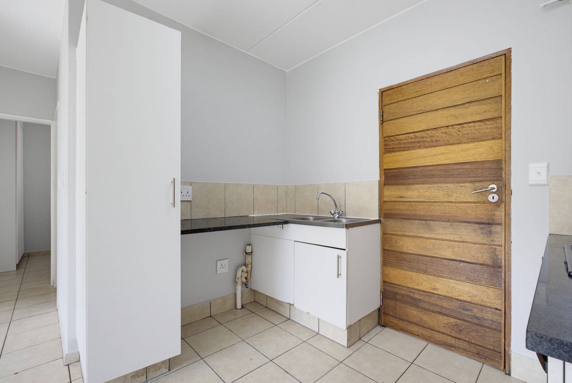 Apartment for sale in Edenvale Central, Edenvale, 207, 67 on 7th, 67 7th Ave, Edenvale Central, Edenvale, Gauteng, 54 m²