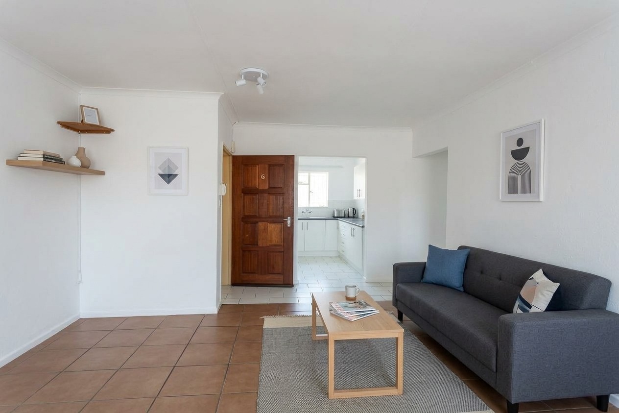 Apartment for sale in Discovery, Roodepoort, 73 m²