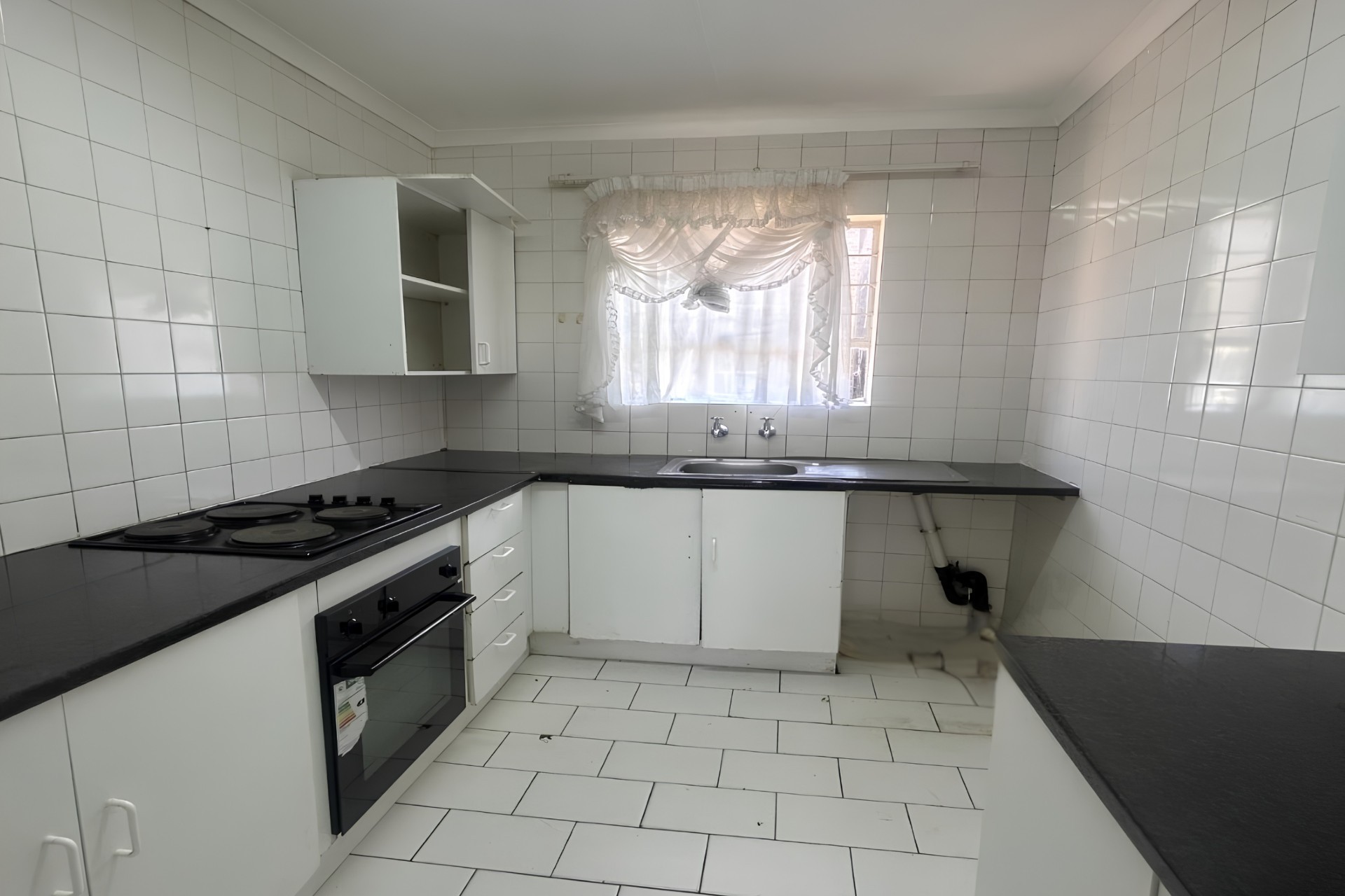 Apartment for sale in Discovery, Roodepoort, 73 m²