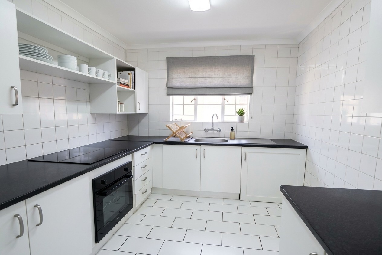 Apartment for sale in Discovery, Roodepoort, 73 m²