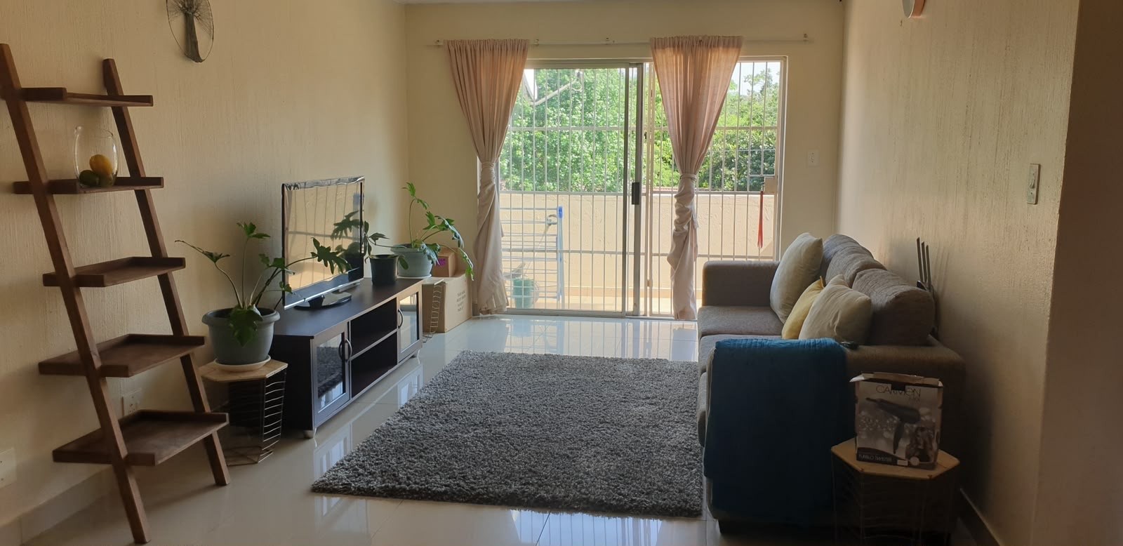 Townhouse for rent in Vorna Valley, Midrand, 96 m²