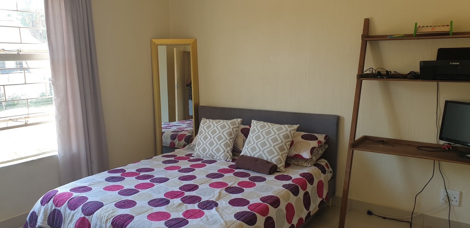 Townhouse for rent in Vorna Valley, Midrand, 96 m²