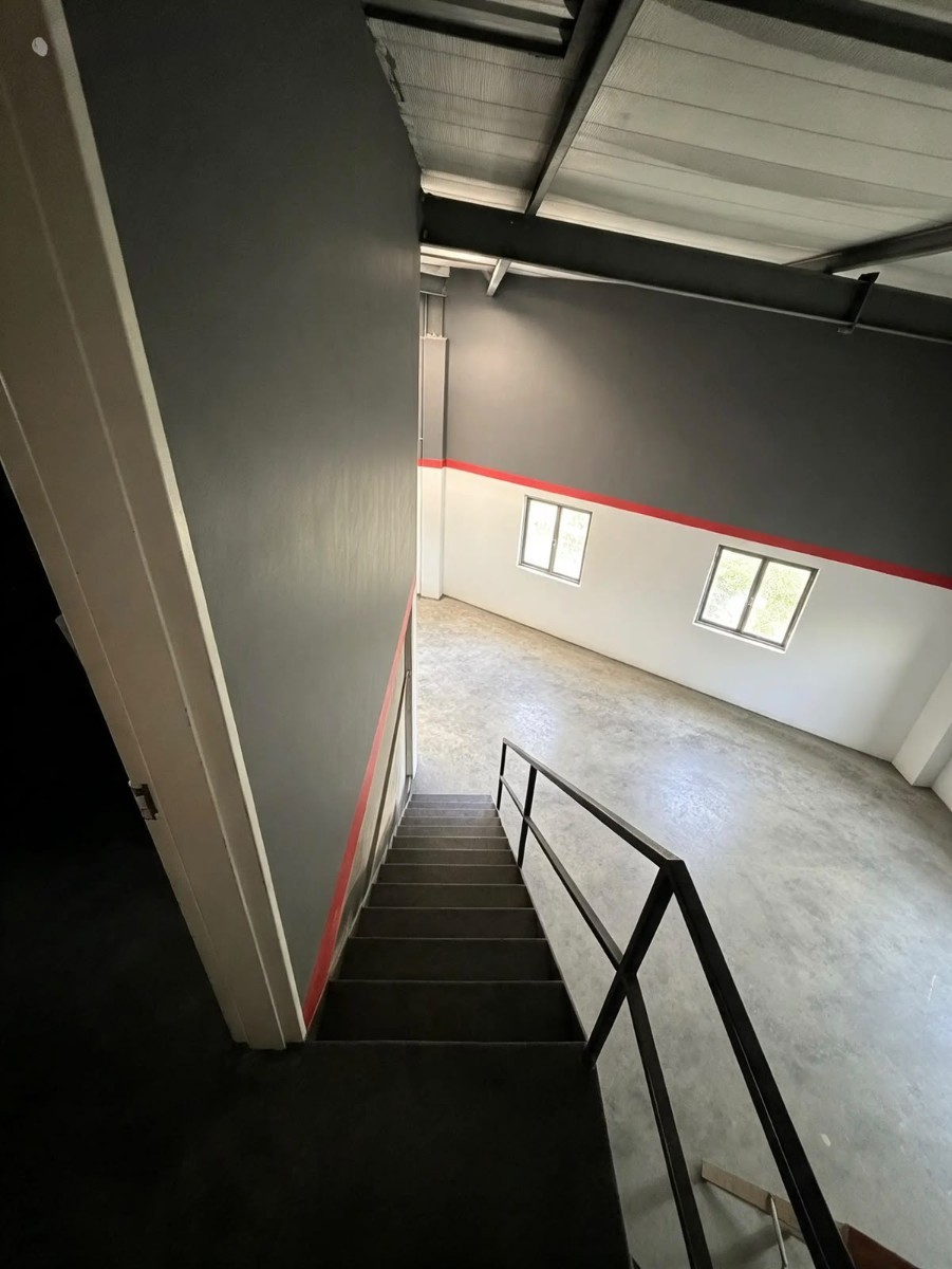 Commercial Property for rent in Glen Anil, Durban North, KwaZulu Natal