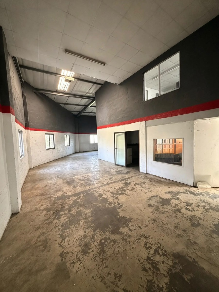 Commercial Property for rent in Glen Anil, Durban North, KwaZulu Natal
