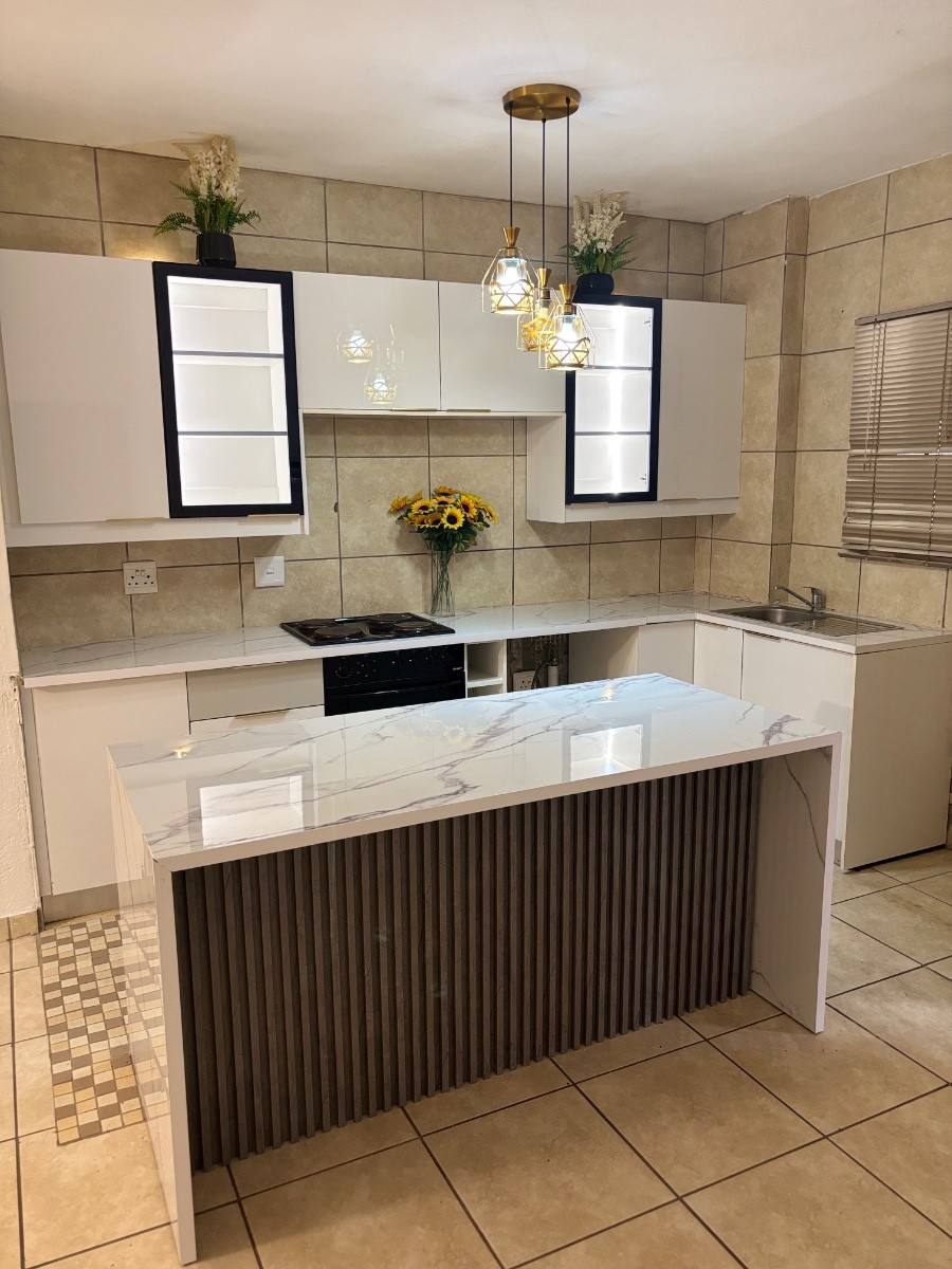 Apartment for rent in Stonehenge, Nelspruit, 69 m²