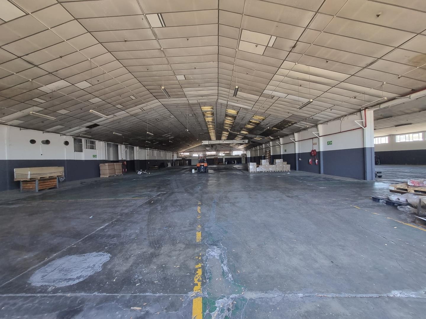 Industrial Property for rent in Dal Josafat, Paarl, 2251 m²